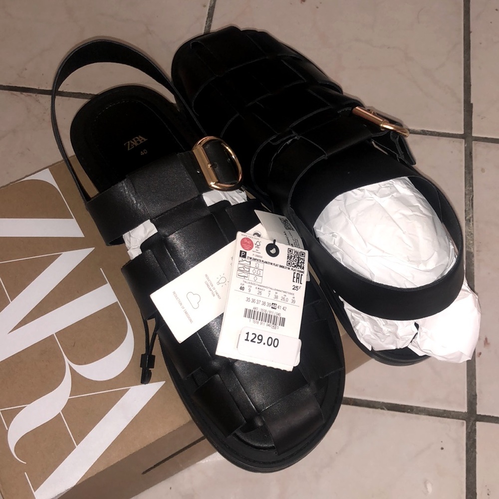 Zara - WOMENS FLAT SHOE
